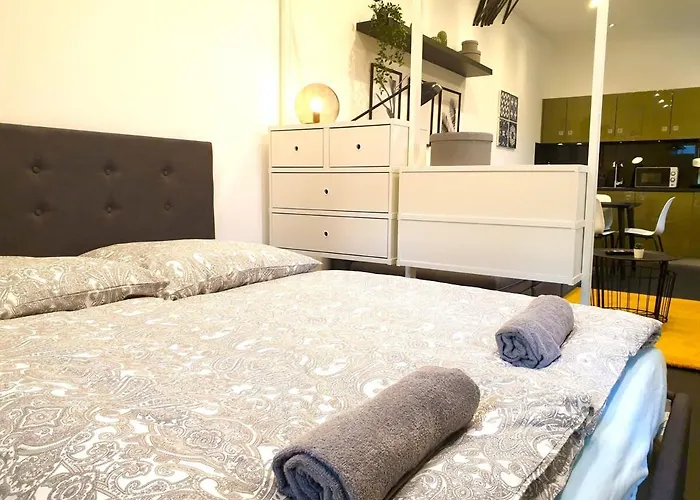 Cosy Studio With Private Parking Hamburg