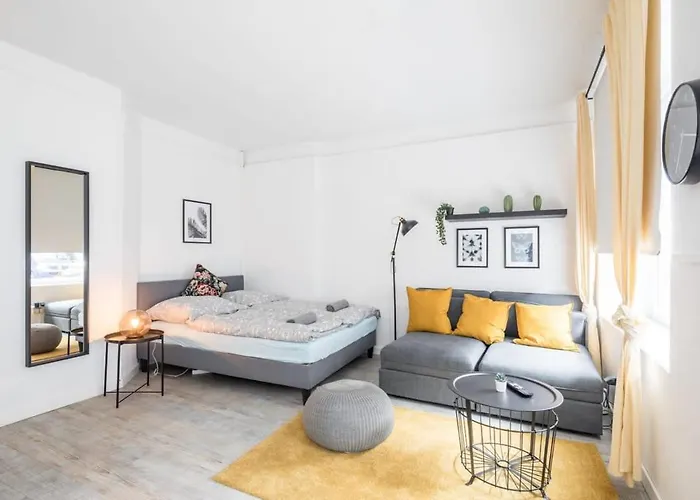 Two Bedroom Apartment And Bathrooms Hamburg