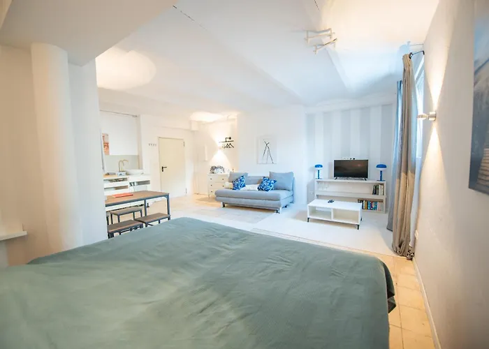 Kingsize Bett, Nahe Stadt und Alster, Ruhig Hamburg